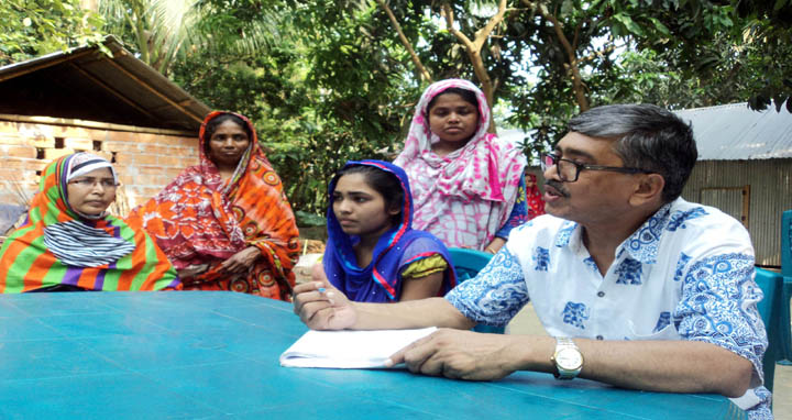 নড়াইলে মেধাবী শিক্ষার্থী আশার পড়ালেখার দায়িত্ব নিলেন এক সেনা কর্মকর্তা